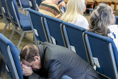 More than two-dozen religious groups sue to block ICE raids