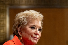 Linda McMahon visits Senate amid education uncertainty