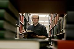 Tech guru Larry Sanger posts new video sharing testimony