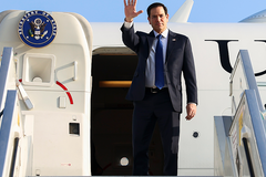 Russian, U.S. officials travel to talks in Saudi Arabia