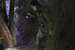 U.S., Mexican authorities bust immigrant smuggling group