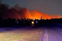 Wildfires rage in North and South Carolina