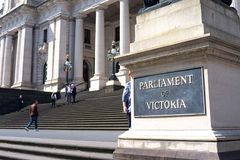 Australian State May Force Doctors to Assist in Patient Suicide