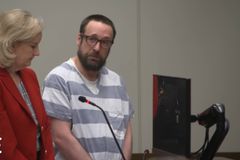 Pastor who tried to kill his family weeps, reads Psalm 51 in court; hopes to recover like David