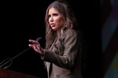 Illegal immigrants in the U.S. must register, judge rules