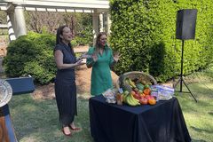 Three states move to pull soda, candy off food stamps program