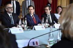 Ukraine-Russia peace talks slow; U.S. may leave, Rubio says