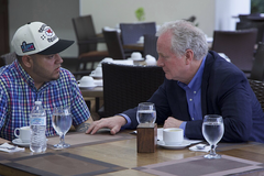 U.S. senator meets with deported immigrant in El Salvador