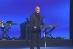 Max Lucado gets tattoo at 70 to commemorate 'golden anniversary of God’s great grace'