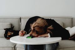 Two in Five Young Adults Are Struggling to Make Ends Meet - RELEVANT