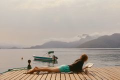 Why More Christians Are Choosing Intentional Singleness in Their 20s - RELEVANT