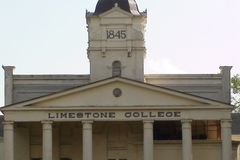 Cash-strapped Christian university closing after 180 years