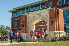 Hannibal-LaGrange asks for accommodation from ‘unconstitutional’ Department of Education regulation | Baptist Press