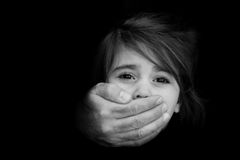 Illegal immigrant mom facilitated 12-year-old daughter's sexual assault for $250: report