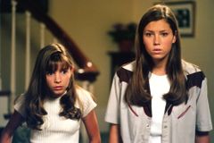 Another Day, Another Reboot: '7th Heaven' Is Officially Getting Resurrected - RELEVANT