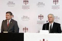 Franklin Graham casts vision for European Congress on Evangelism, seeks to encourage young evangelists