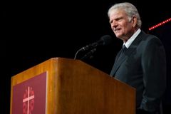 Franklin Graham meets with Zelensky, prays for peace: 'Give them a path forward'