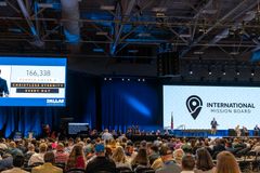 'Stand together’ for the sake of reaching nations, Chitwood tells SBC messengers | Baptist Press