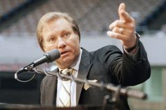 Televangelist Jimmy Swaggart hospitalized for heart attack