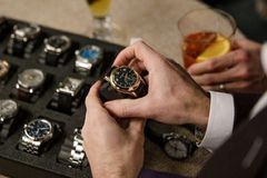 Seven charged for largest jewelry heist in U.S. history