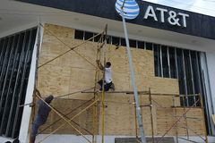 Hurricane Erick makes landfall in Mexico as Category 4