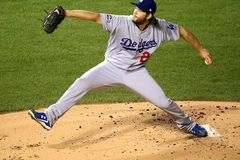 Dodgers’ Clayton Kershaw has pitch-perfect response to Pride Night