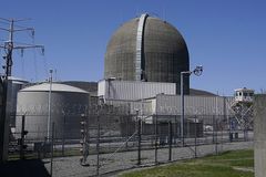 New York to build nuclear plant upstate, hints at more
