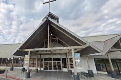 Former Massachusetts pastor indicted on child sex abuse allegations from 1980