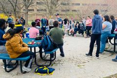 Graduation gift bags open doors for Gospel conversations | Baptist Press