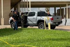 Shooter wounds three at Texas Border Patrol facility