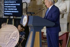 Cyclist Greg LeMond receives highest congressional honor