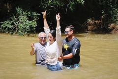Tennessee church’s creek baptisms ignite revival | Baptist Press
