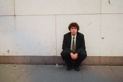 The Real Reason So Many College Graduates Can’t Find Jobs - RELEVANT