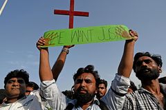Christians, religious minorities decry Pakistan's rampant discrimination at national march