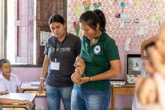 Teenage moms find hope, support through pregnancy center | Baptist Press