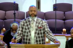 Pastor Aaron Williams Jr. arrested for sex act in SUV with woman who is not his wife