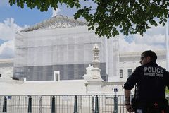 SCOTUS lets Trump resume LA ICE raids, fire FTC commissioner