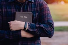 Scripture engagement leads to strong sense of identity, study finds | Baptist Press
