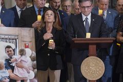 Bipartisan group of lawmakers hold vigil for Charlie Kirk