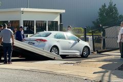 FBI arrest man for crashing gate of Pittsburgh office
