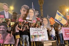 Demonstrators at U.S. Embassy in Tel Aviv call for peace
