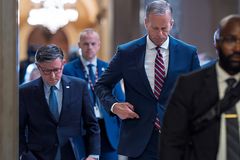 Fourth vote to fund the government fails in Senate