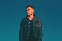 Phil Wickham Makes His Billboard Hot 100 Chart Debut This Week - RELEVANT