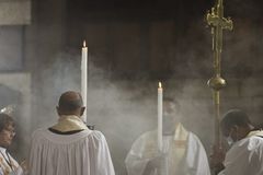 Conservative Anglicans break with Church of England