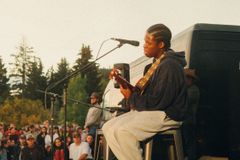 Daniel Caeser Opens Up About His Faith Journey on Pop-Up Tour - RELEVANT