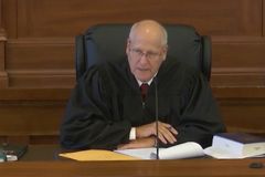 Judge who sentenced female youth pastor to house arrest for child sex abuse recuses himself