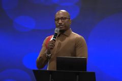 Pastor pleads not guilty to diverting more than $400K in church funds