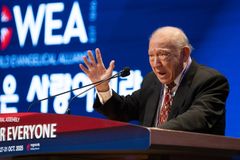 Leaders are failing in holiness and too many Christians are ignorant about Jesus’ key message, says evangelist