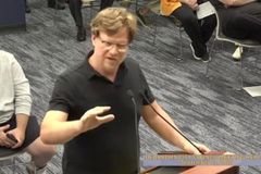 Dearborn pastor who clashed with Muslim mayor urges love, courage: 'Do not be afraid'