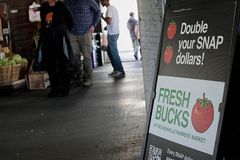 Trump administration agrees to fund some November SNAP benefits